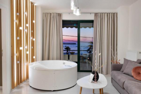 Elia Beach Deluxe Apartment